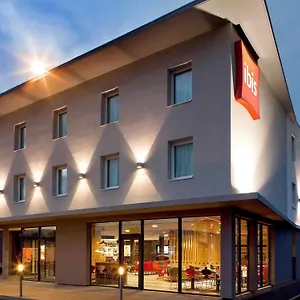 ibis-clermont-ferrand-nord-riom-63200.hotels-rhonealpes.com/